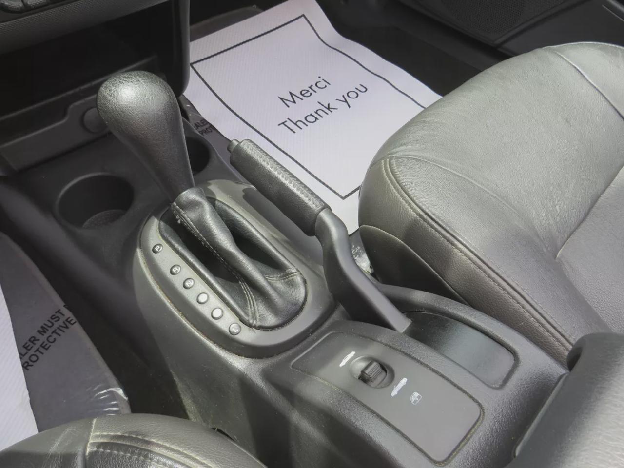 2006 Chrysler Sebring Convertible | LOW KM!! | Leather | Alloy Rims | CD Player | Photo