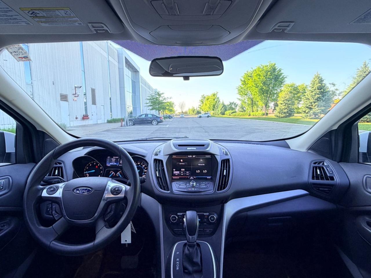 2014 Ford Escape SE 4dr Front-wheel Drive Automatic Photo