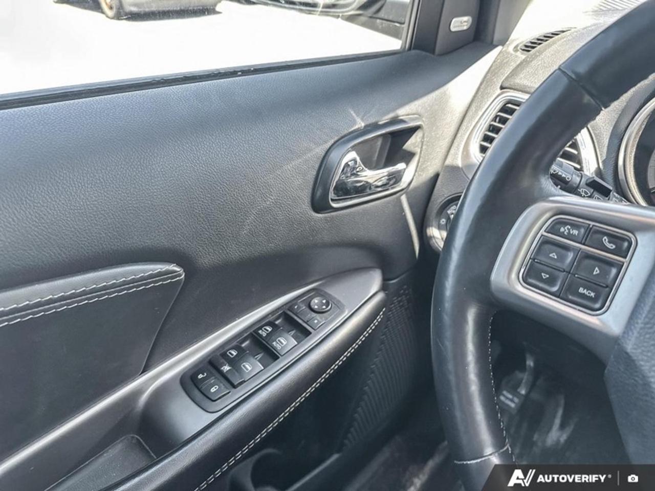 2017 Dodge Journey Crossroad  - Leather Seats Photo