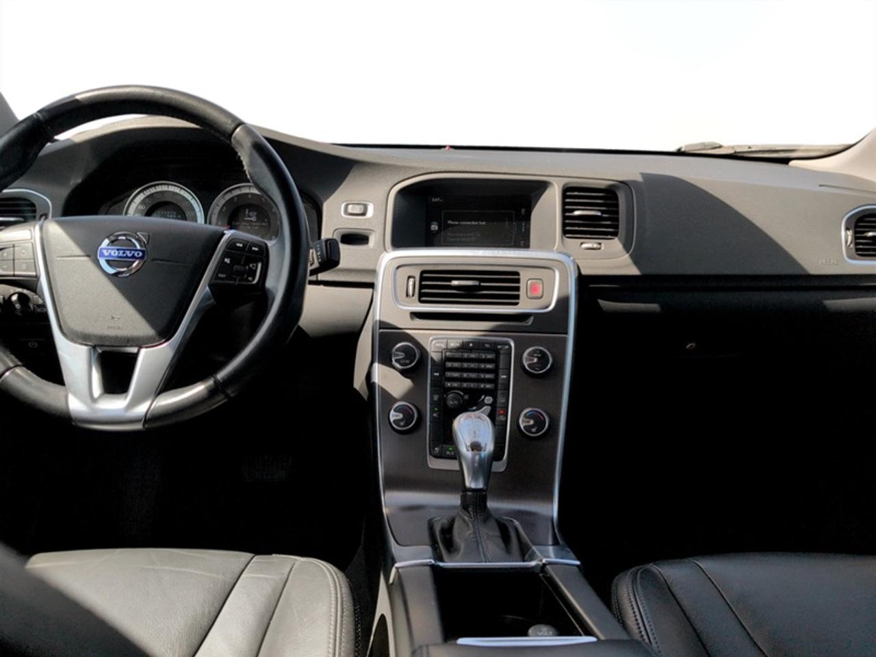 2013 Volvo S60 T6  *CLEAN CARFAX - 16 SERVICE RECORDS* Photo
