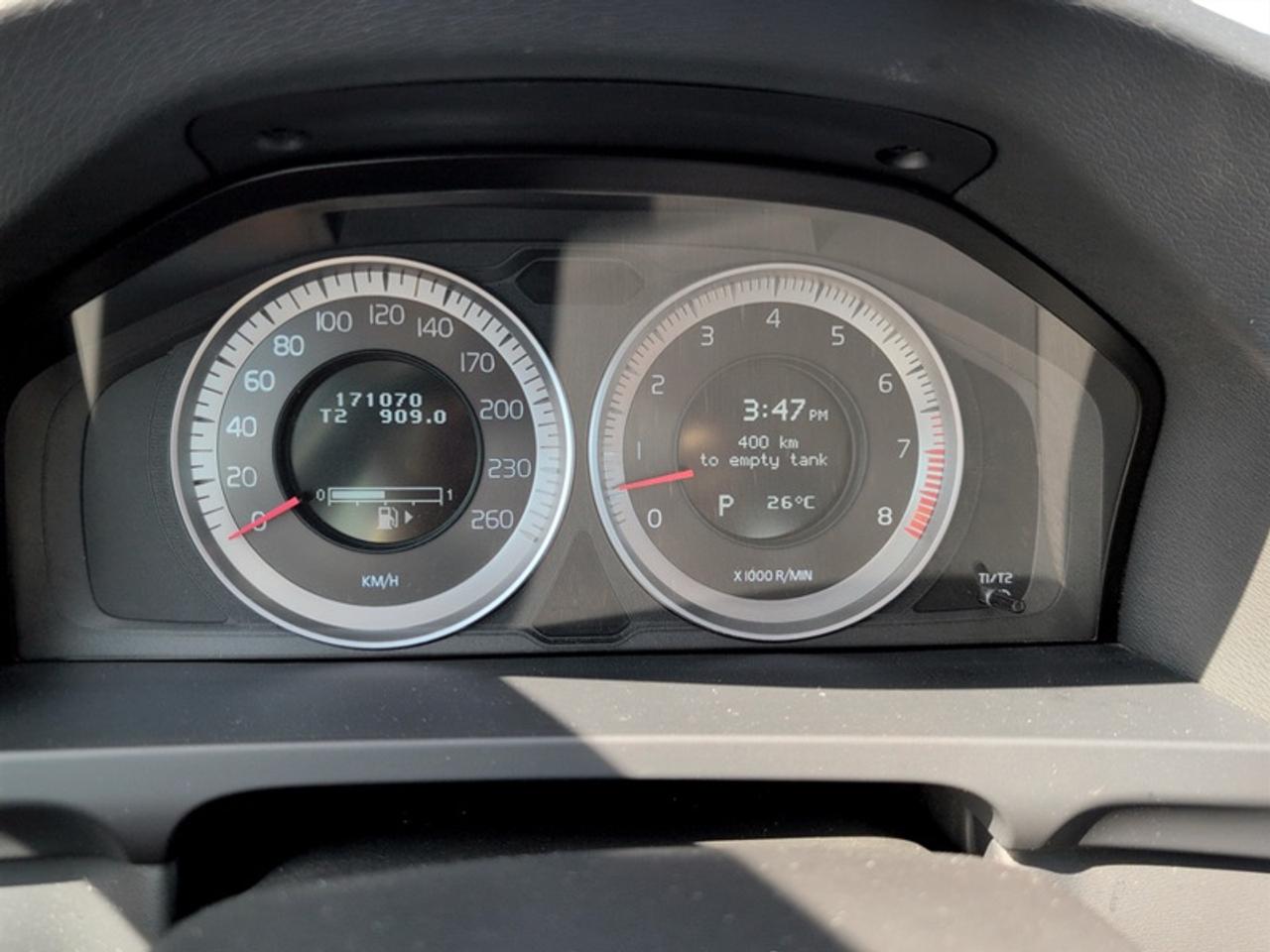 2013 Volvo S60 T6  *CLEAN CARFAX - 16 SERVICE RECORDS* Photo
