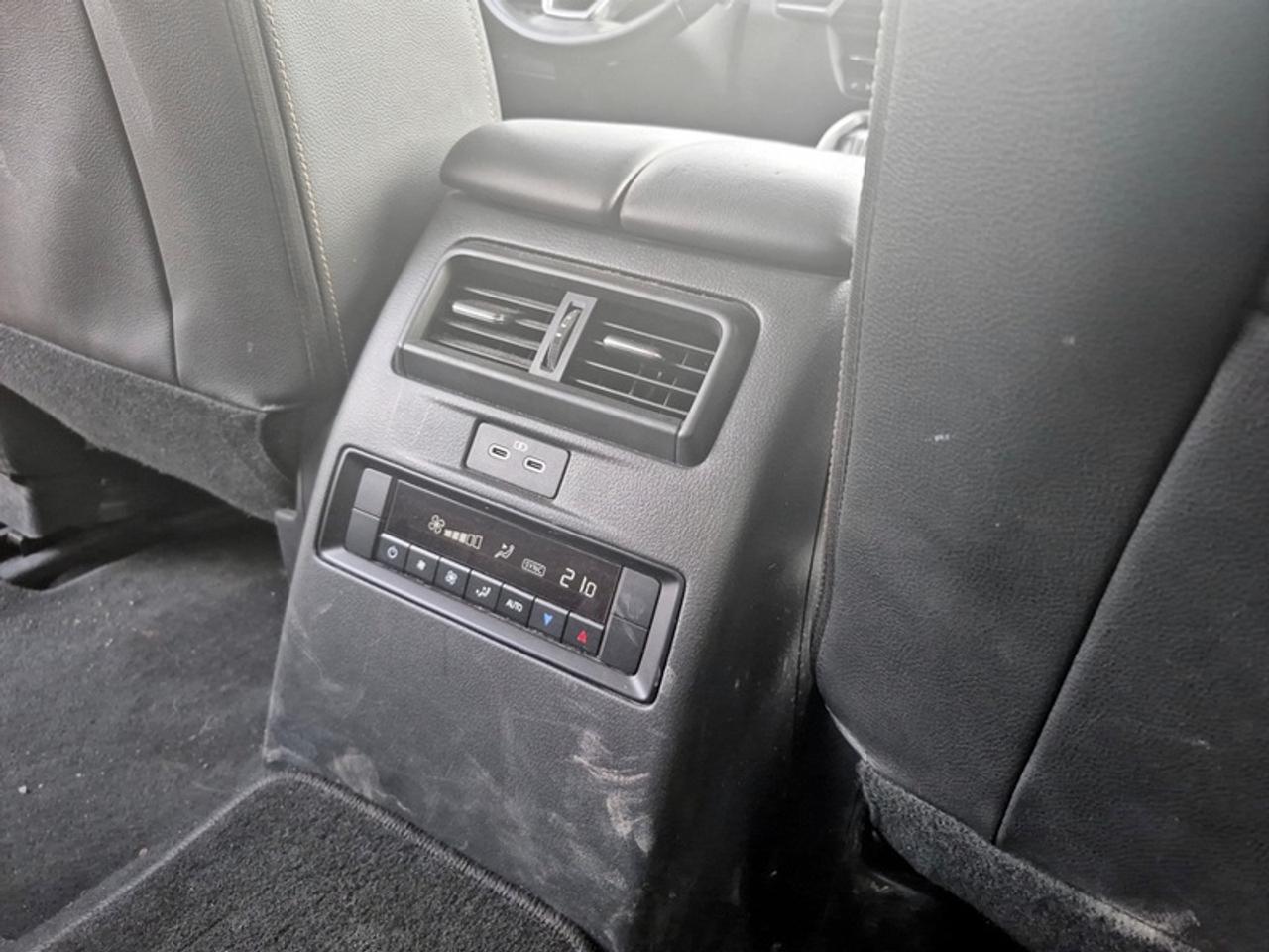 2024 Mazda CX-90 MHEV GS-L  **7 PASSENGER** Photo