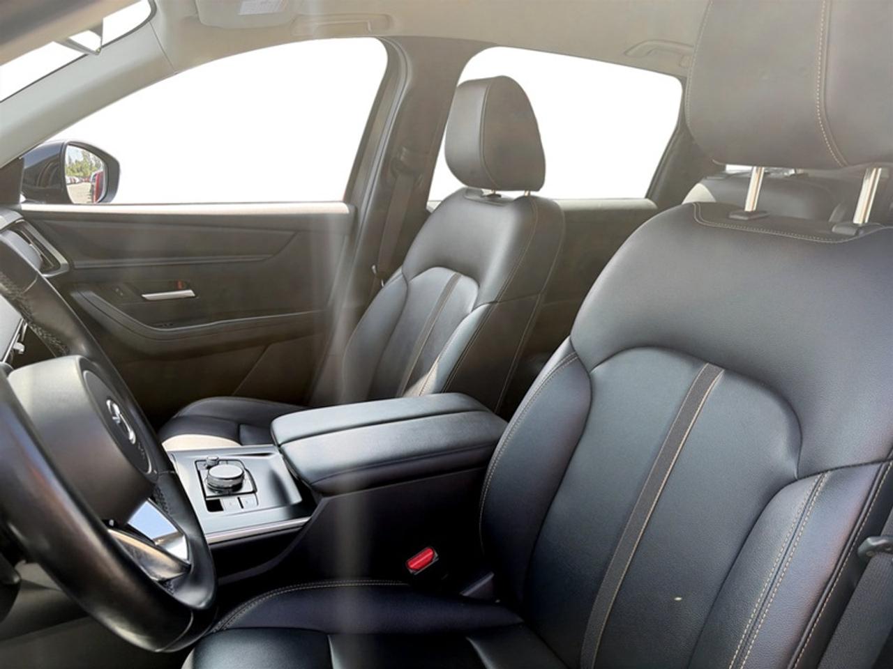 2024 Mazda CX-90 MHEV GS-L  **7 PASSENGER** Photo