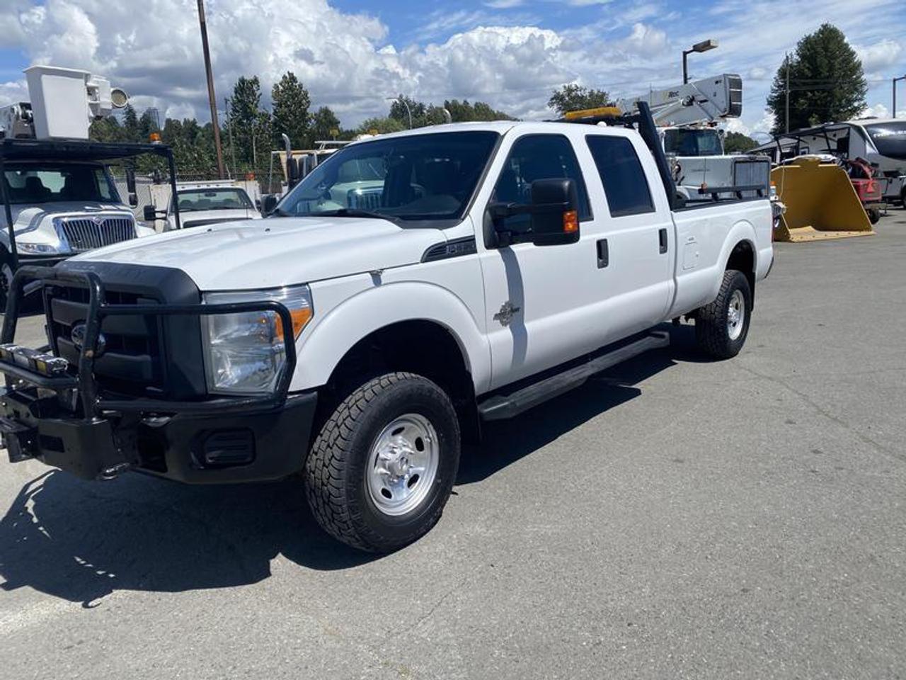 Used 2016 Ford F-350 SD XL Crew Cab Long Bed 4WD Diesel for sale in Burnaby, BC