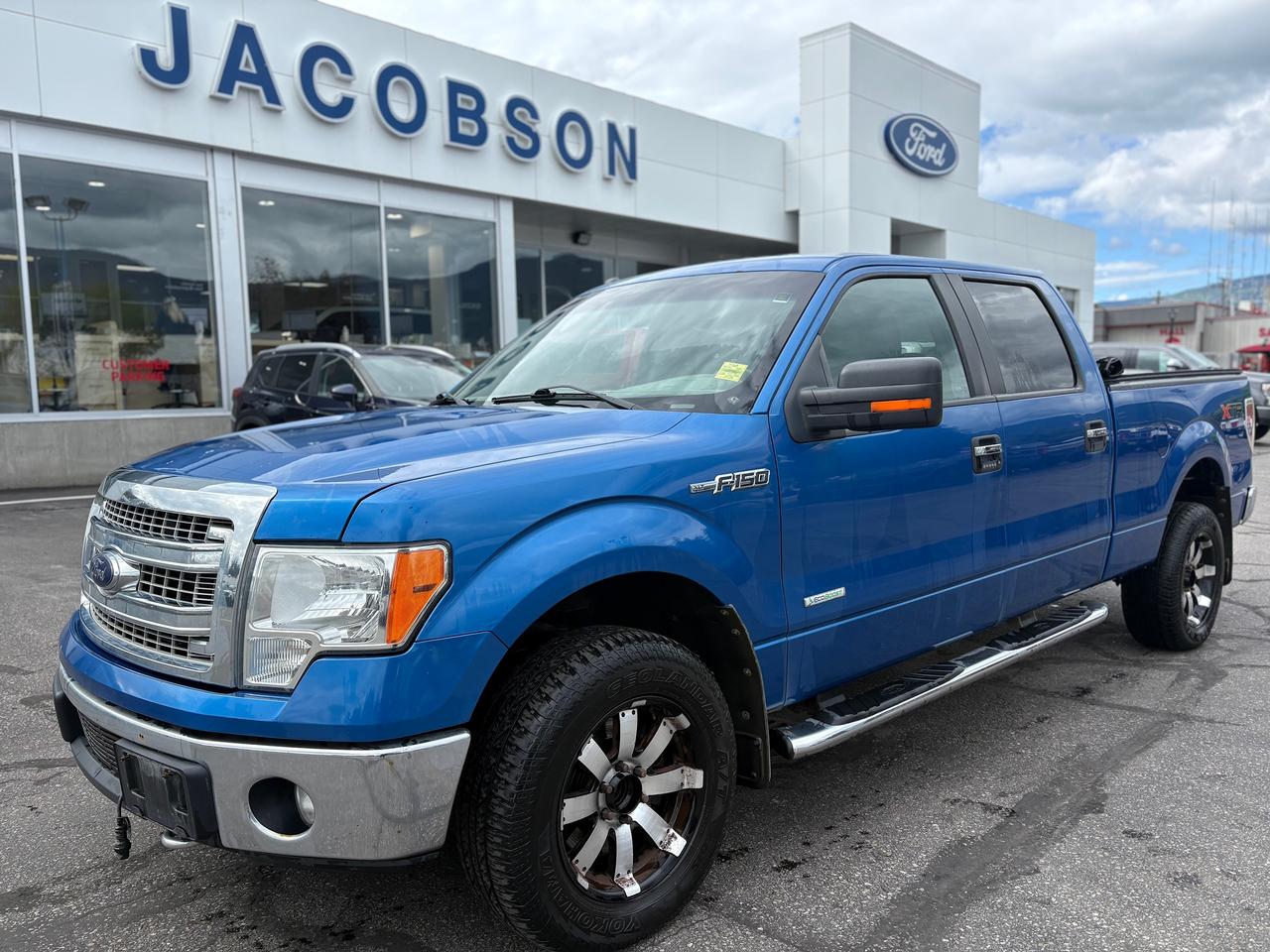 2014 Ford F-150 XLT Photo0