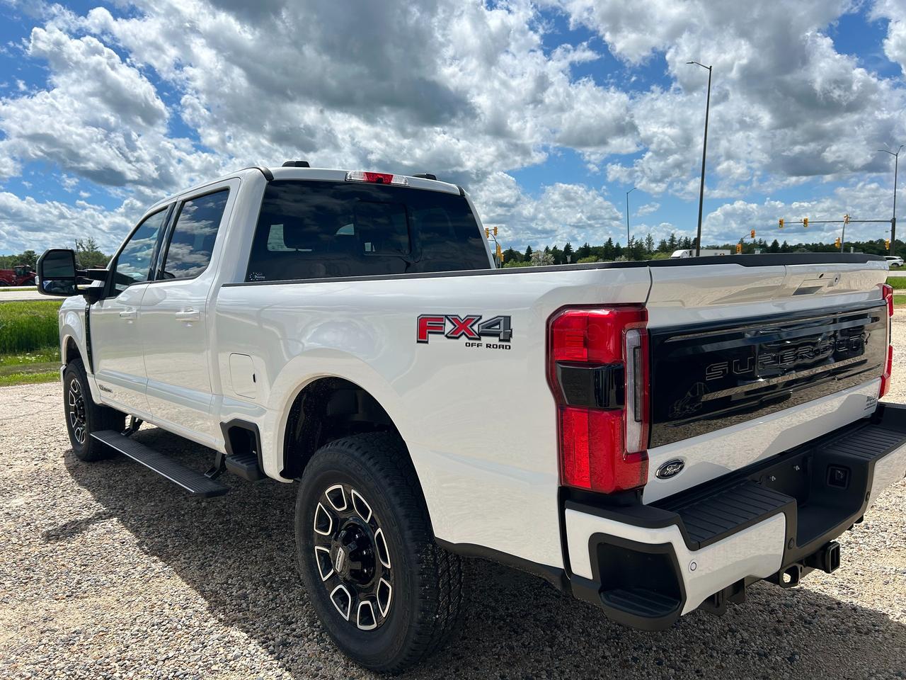 2026 Ford F-350 Super Duty SRW PLATINUM 4WD Crew Cab 6.75' Box 713A Photo5