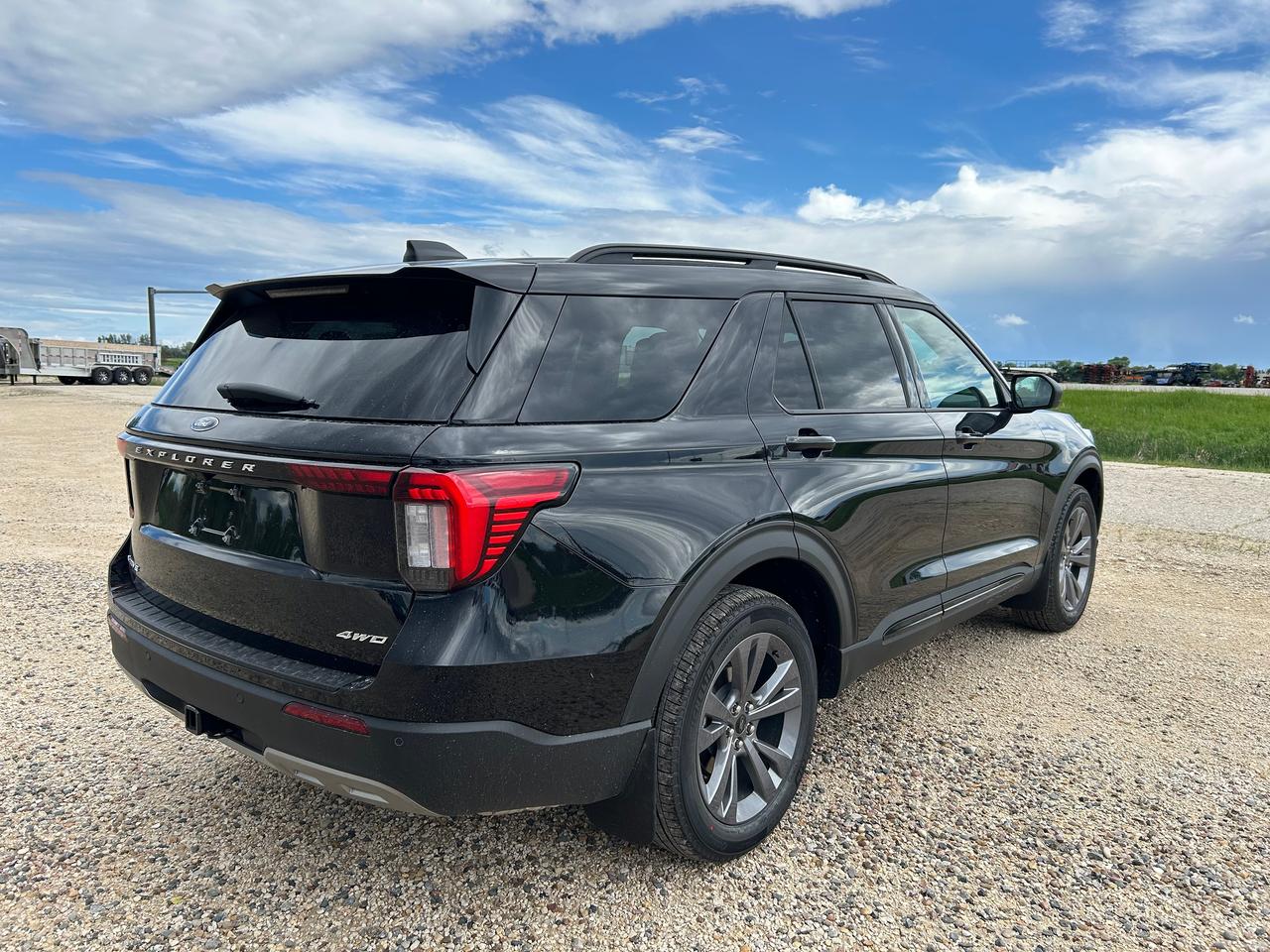 2026 Ford Explorer ACTIVE W/200A PKG 4WD 200A Photo5