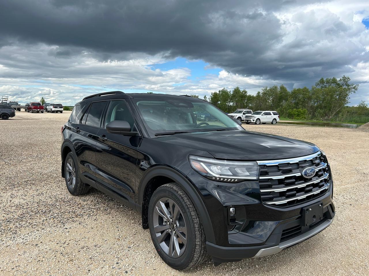 2026 Ford Explorer ACTIVE W/200A PKG 4WD 200A Photo5