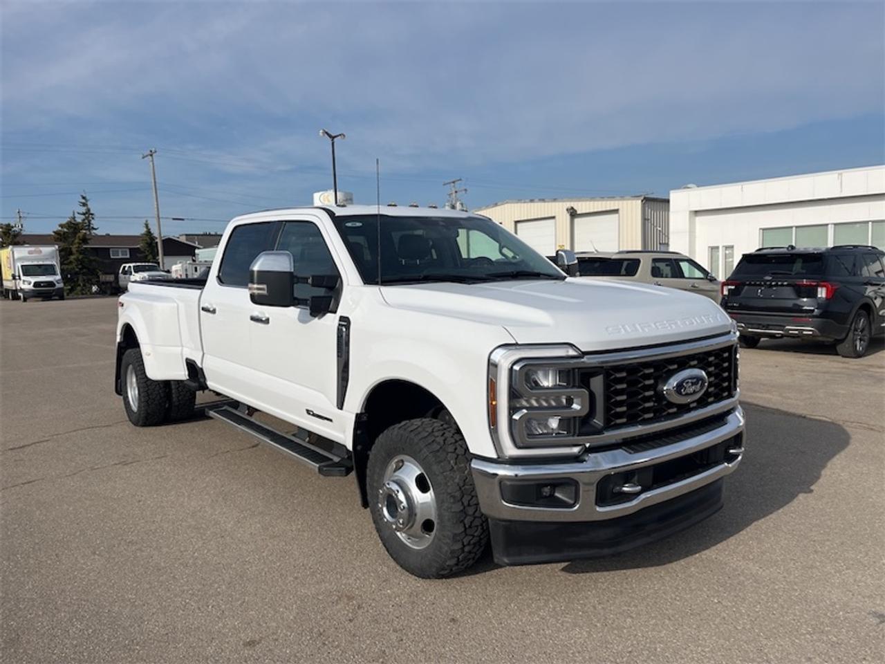 2024 Ford F-350 Super Duty Photo2