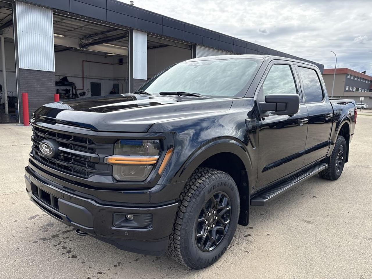 2026 Ford F-150 XLT 5.5' Box 302A Photo1