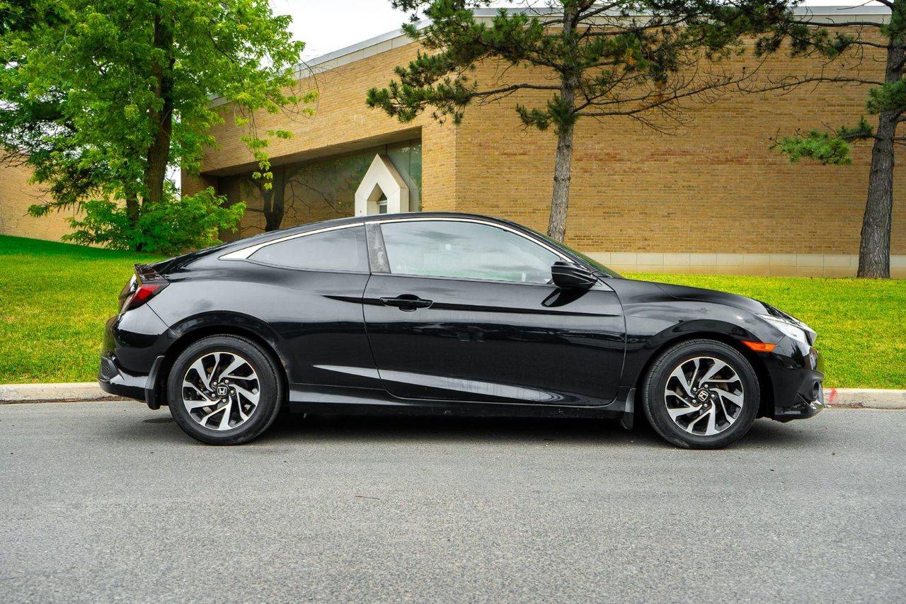 2017 Honda Civic Coupe LX Photo
