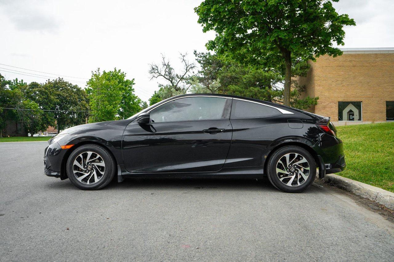 2017 Honda Civic Coupe LX Photo