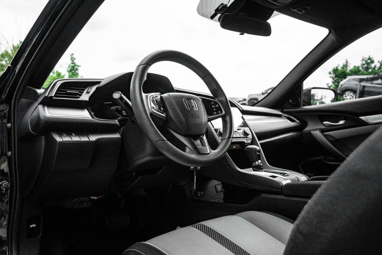 2017 Honda Civic Coupe LX Photo