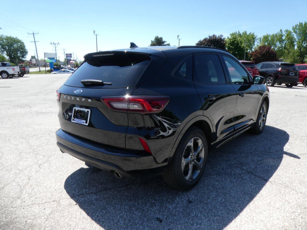2024 Ford Escape ST-Line | Heated Seats | Backup Cam | Heated Steering Wheel | Photo4