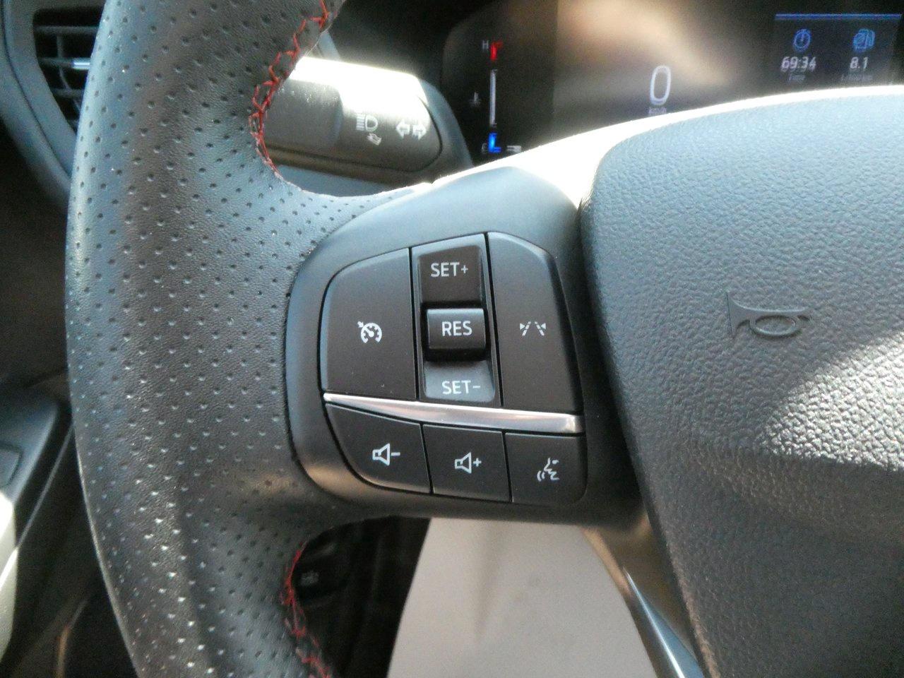 2024 Ford Escape ST-Line | Heated Seats | Backup Cam | Heated Steering Wheel | Photo