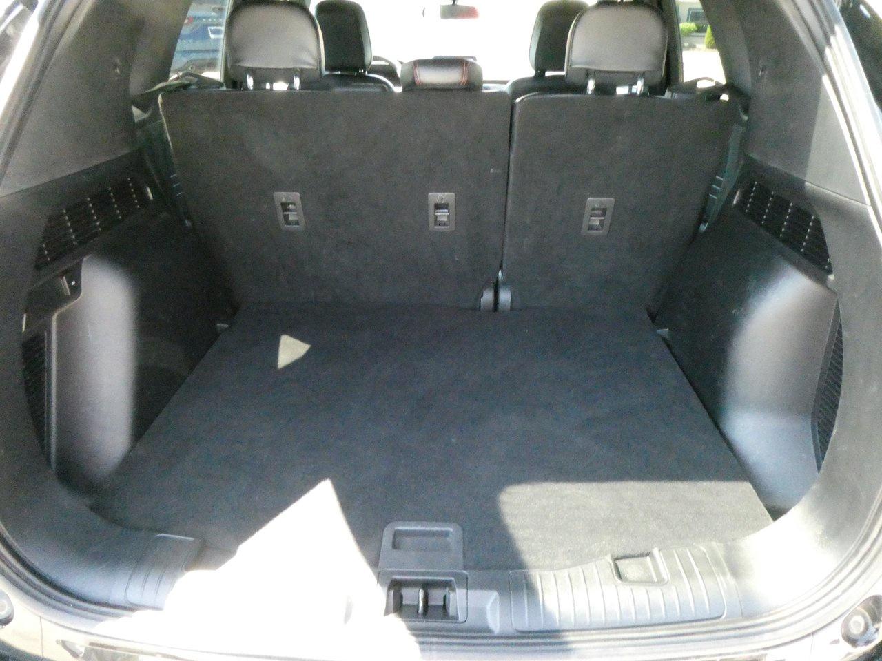 2024 Ford Escape ST-Line | Heated Seats | Backup Cam | Heated Steering Wheel | Photo