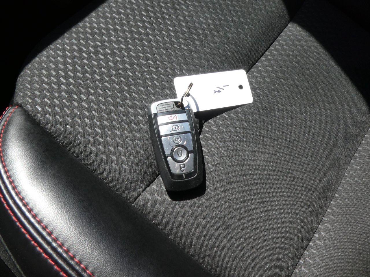 2024 Ford Escape ST-Line | Heated Seats | Backup Cam | Heated Steering Wheel | Photo