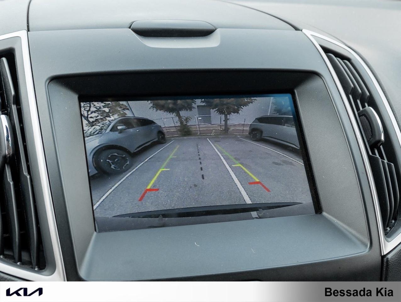 2019 Ford Edge SEL Photo