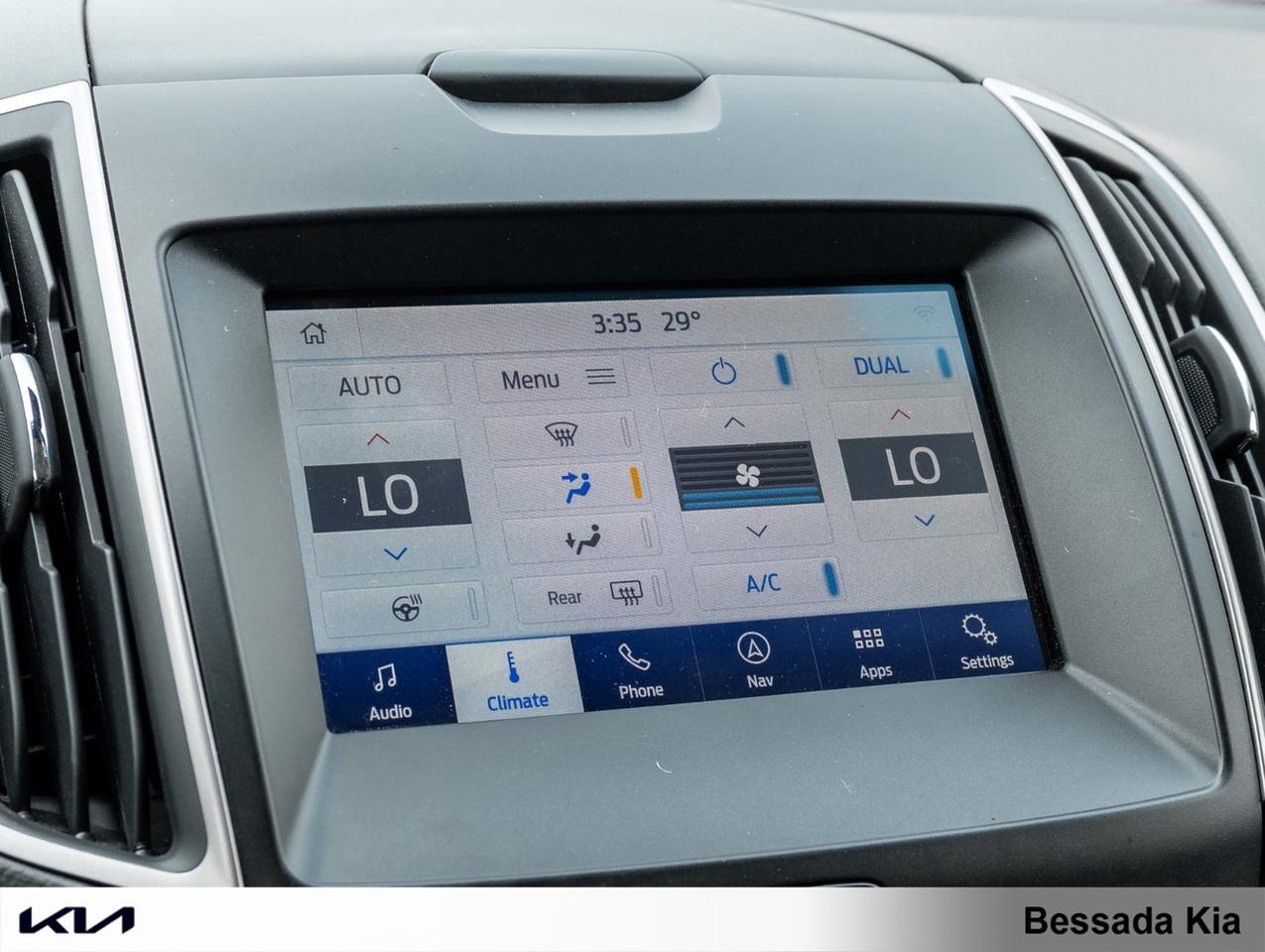 2019 Ford Edge SEL Photo