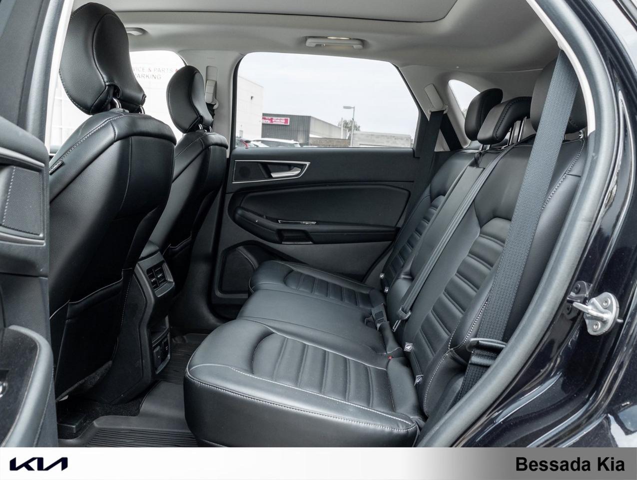 2019 Ford Edge SEL Photo