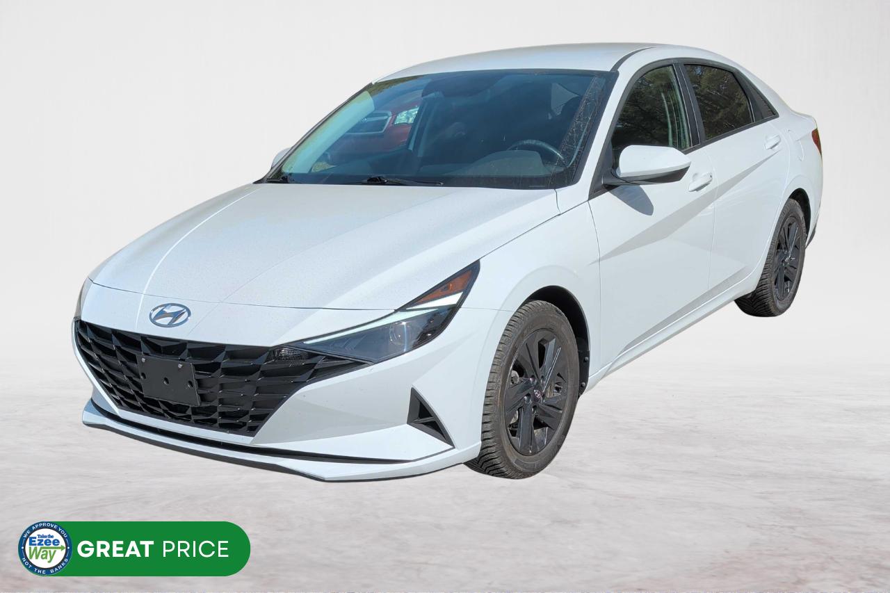 2022 Hyundai Elantra Preferred Photo