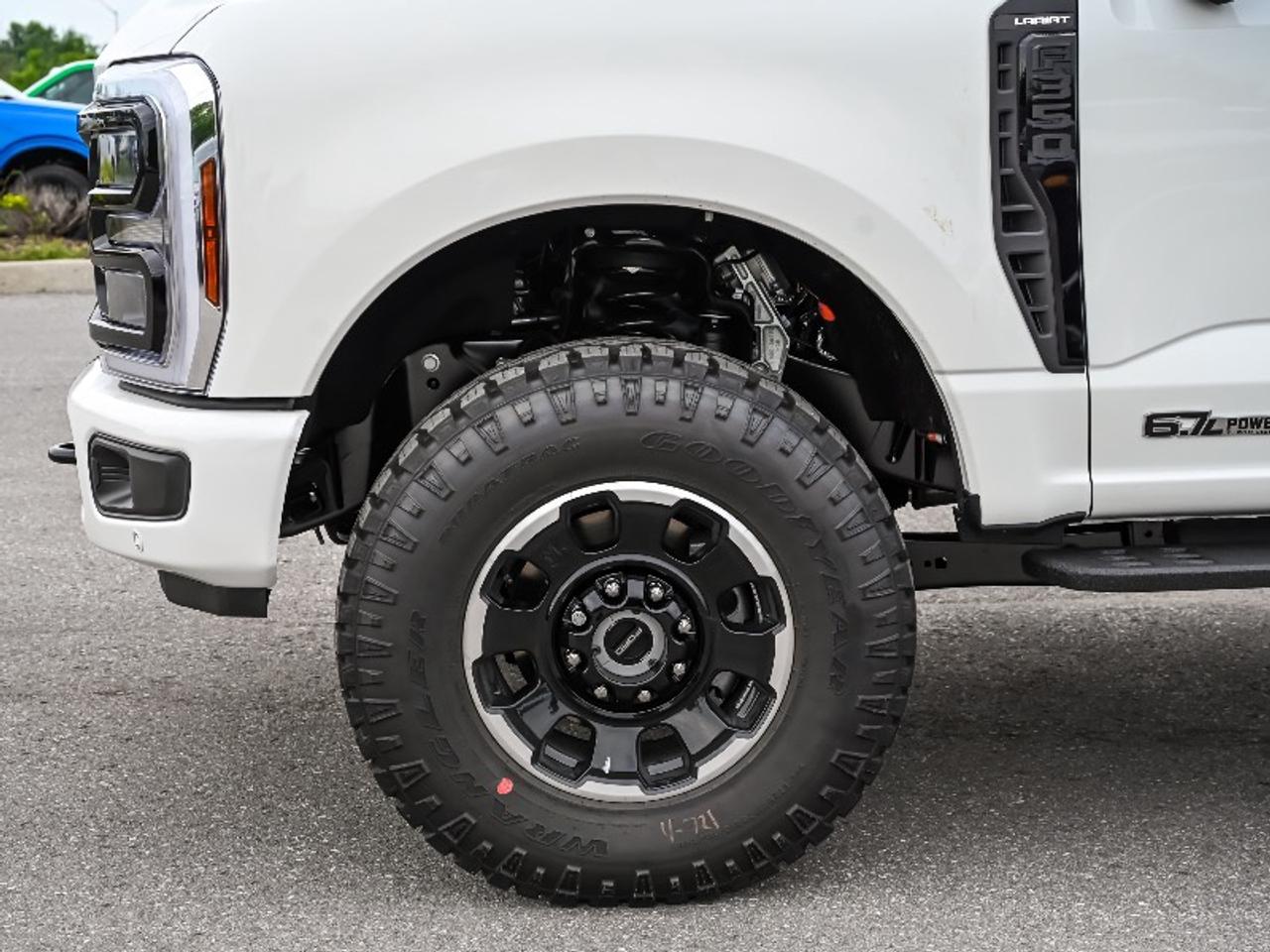 2026 Ford F-350 Super Duty SRW Lariat Photo