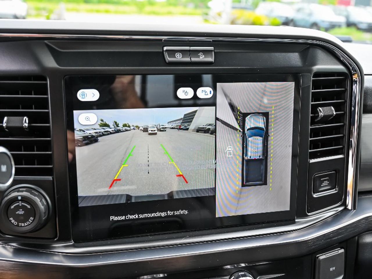 2026 Ford F-350 Super Duty SRW Lariat Photo