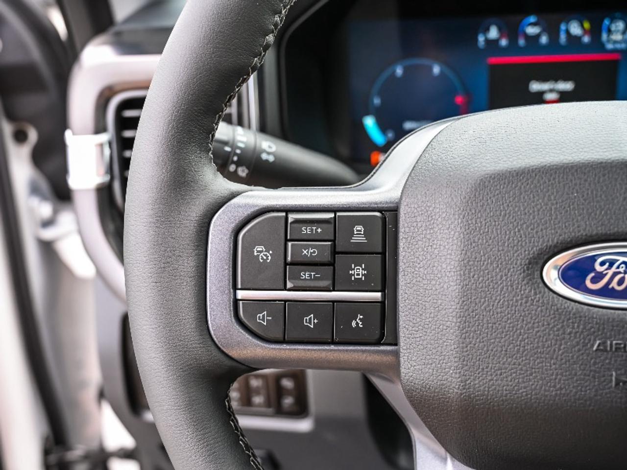 2026 Ford F-350 Super Duty SRW Lariat Photo