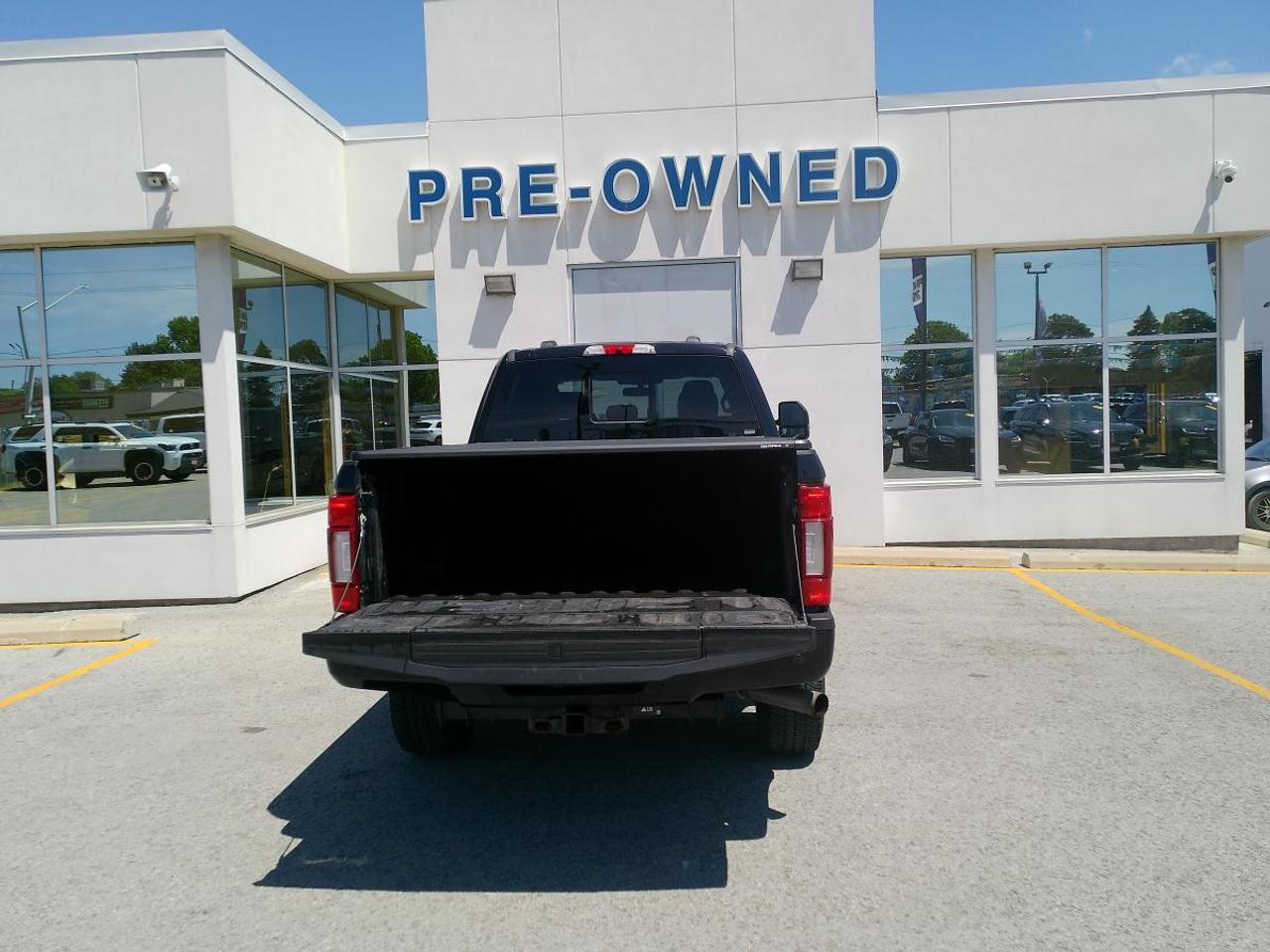 2021 Ford F-250 Super Duty SRW LARIAT 4WD CREW CAB 6.75' BOX Photo