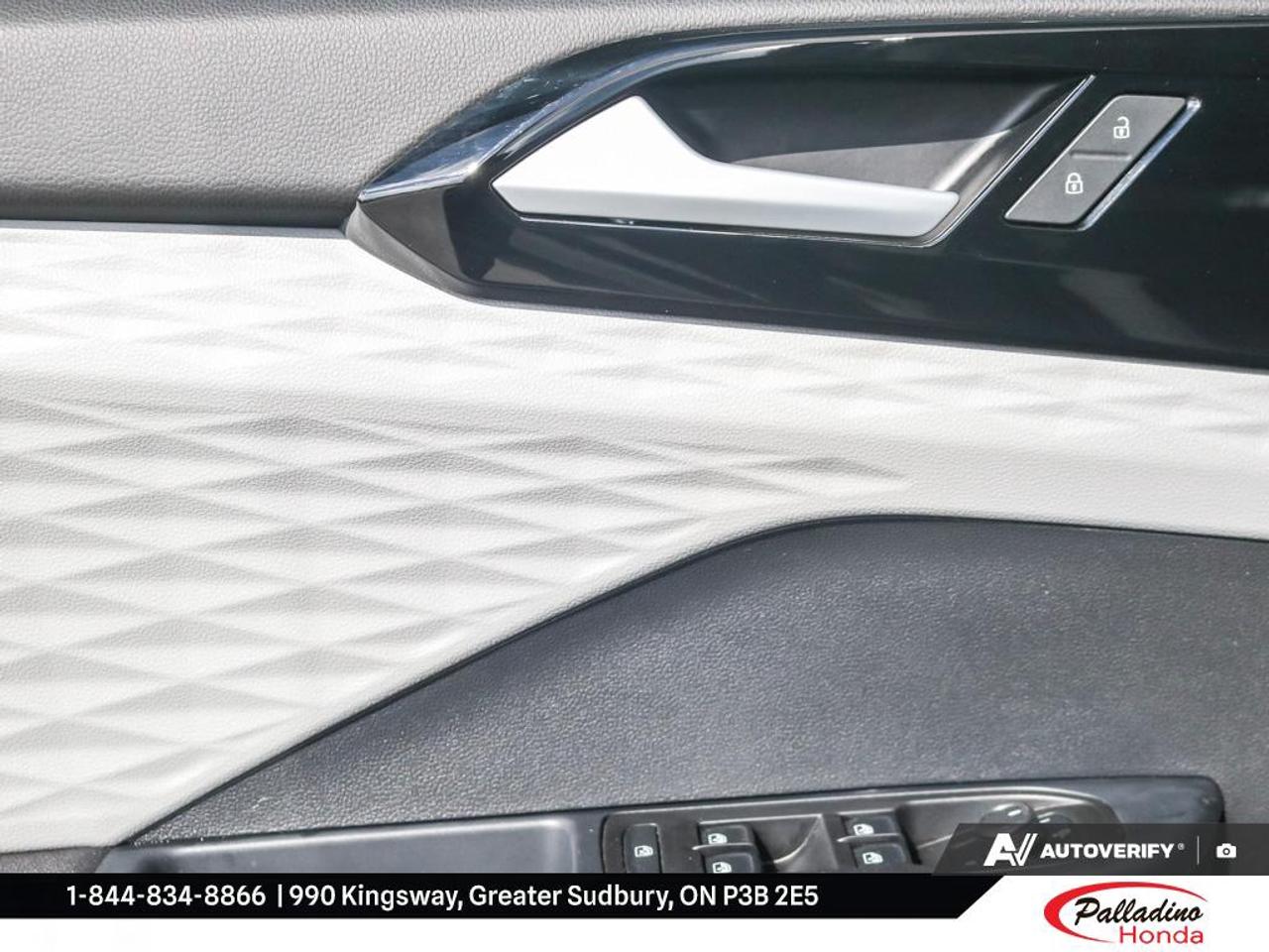 2024 Volkswagen Taos Trendline Photo