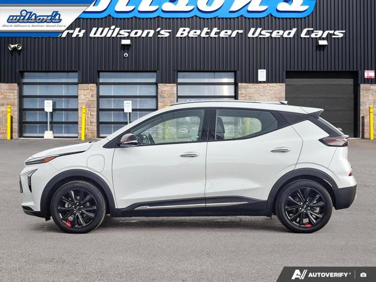 2023 Chevrolet Bolt EUV Premium | Sun & Sound Pkg | Redline Edition | Leather | Sunroof | Bose | 360 Camera | and More ! Photo