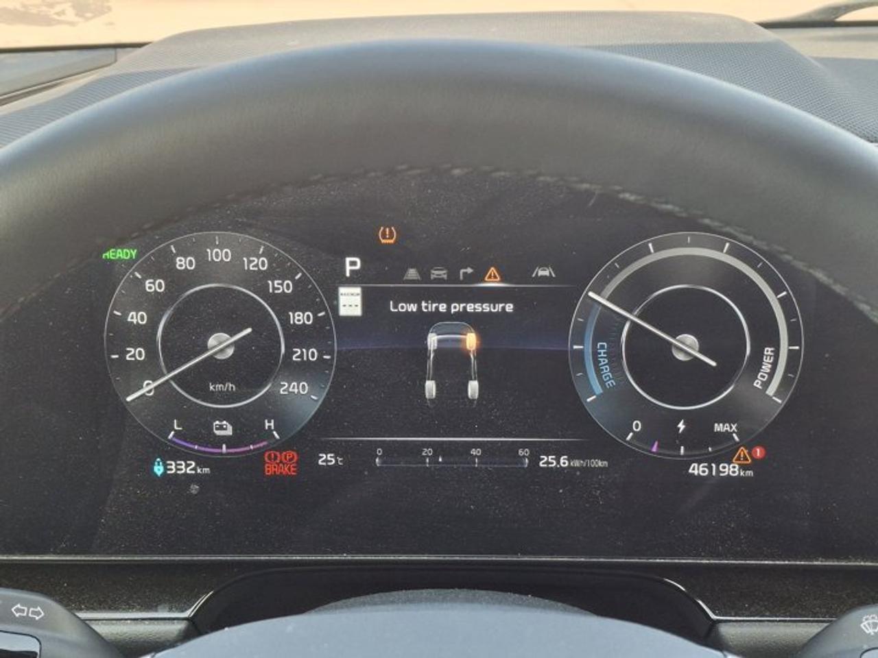 2023 Kia NIRO EV Limited | Leather | Sunroof | Nav | HUD | Cooled + Heated Seats | Harman Kardon Audio | and More ! Photo
