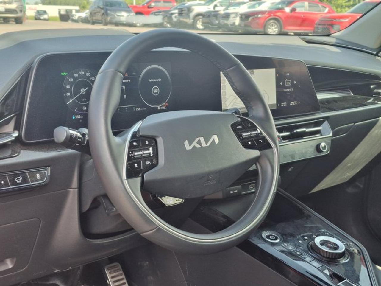 2023 Kia NIRO EV Limited | Leather | Sunroof | Nav | HUD | Cooled + Heated Seats | Harman Kardon Audio | and More ! Photo