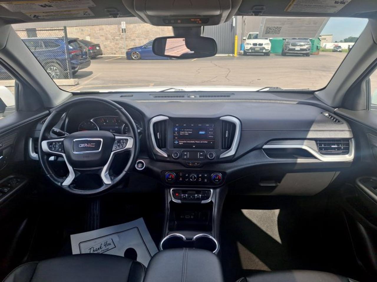 2024 GMC Terrain SLT AWD | Leather | Heated Seats + Steering | Power Liftgate | CarPlay | and More ! Photo