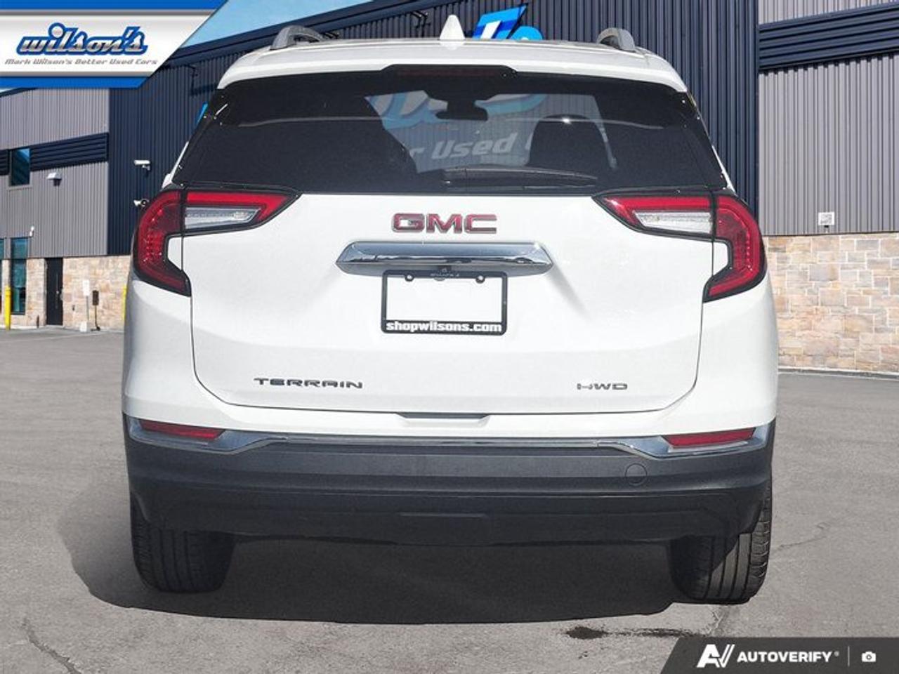 2024 GMC Terrain SLT AWD | Leather | Heated Seats + Steering | Power Liftgate | CarPlay | and More ! Photo3