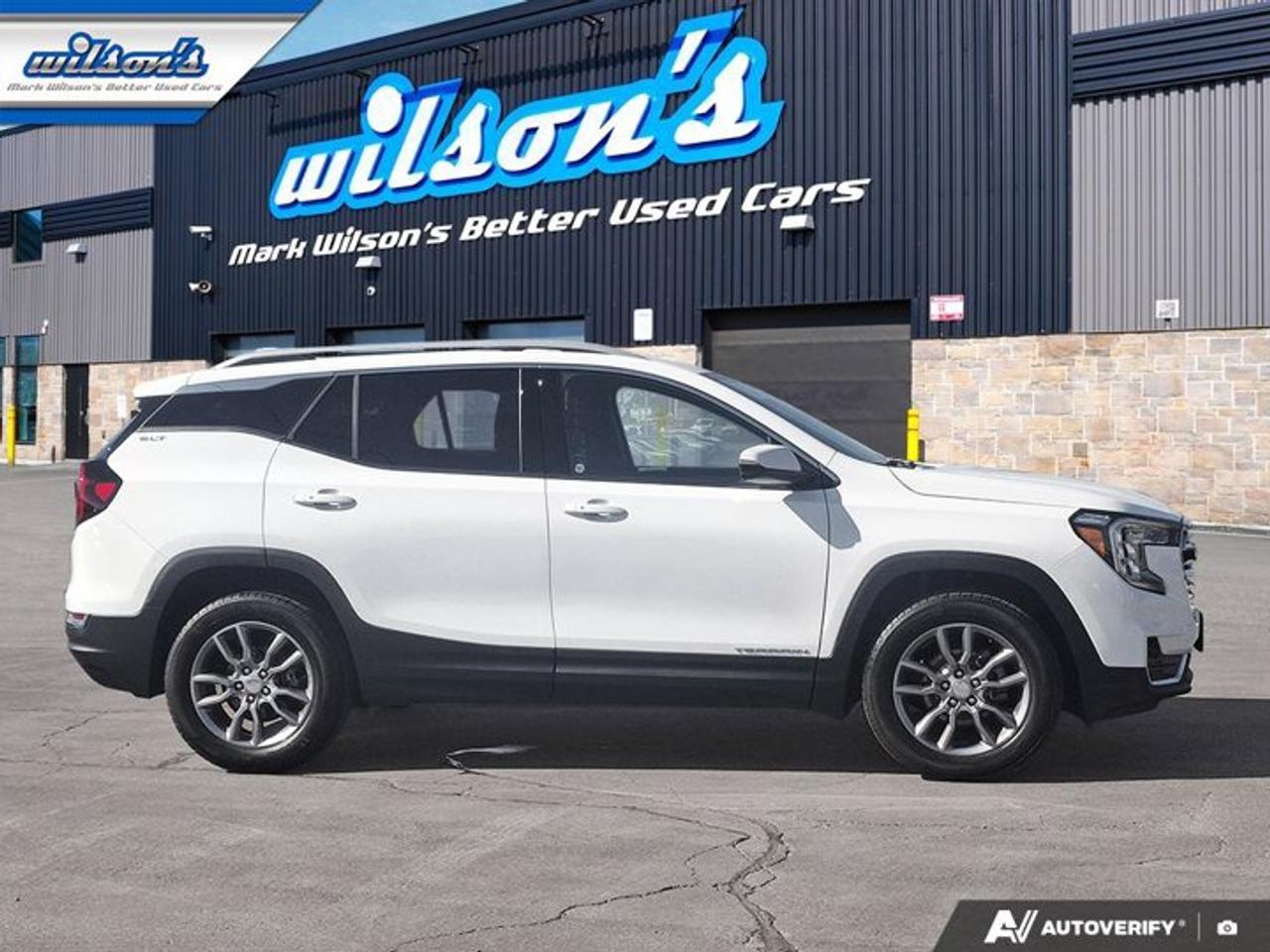 2024 GMC Terrain SLT AWD | Leather | Heated Seats + Steering | Power Liftgate | CarPlay | and More ! Photo