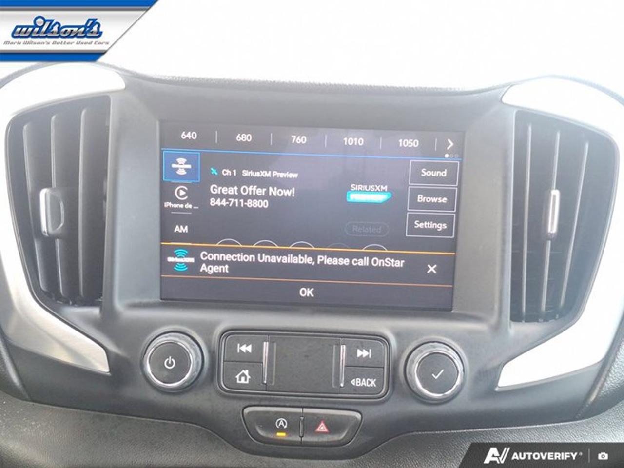 2024 GMC Terrain SLT AWD | Leather | Heated Seats + Steering | Power Liftgate | CarPlay | and More ! Photo