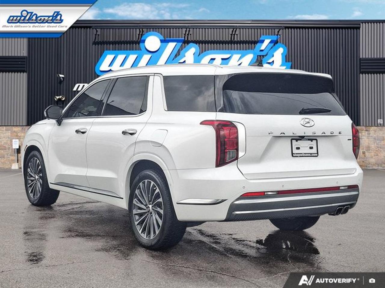 2024 Hyundai PALISADE Ultimate Calligraphy AWD | 7 Passenger | Leather | Sunroof | Heated + Cooled Massaging Seats & More! Photo