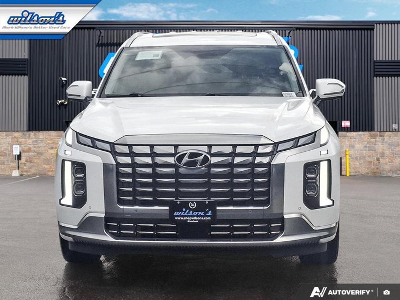 2024 Hyundai PALISADE Ultimate Calligraphy AWD | 7 Passenger | Leather | Sunroof | Heated + Cooled Massaging Seats & More! Photo