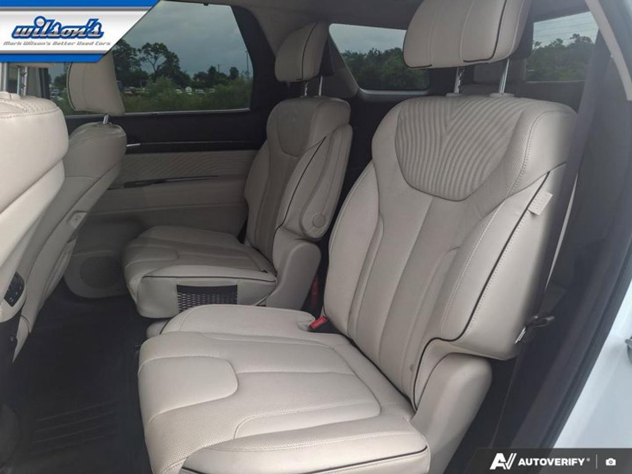 2024 Hyundai PALISADE Ultimate Calligraphy AWD | 7 Passenger | Leather | Sunroof | Heated + Cooled Massaging Seats & More! Photo