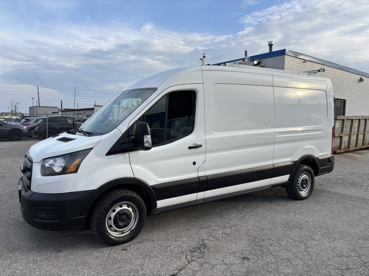 2020 Ford Transit Cargo Van T-250 MEDIUM CERTIFIED Photo