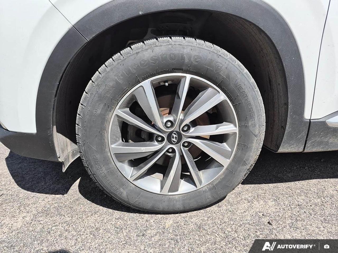 2020 Hyundai Santa Fe 2.4L Preferred AWD w/Sunroof Photo