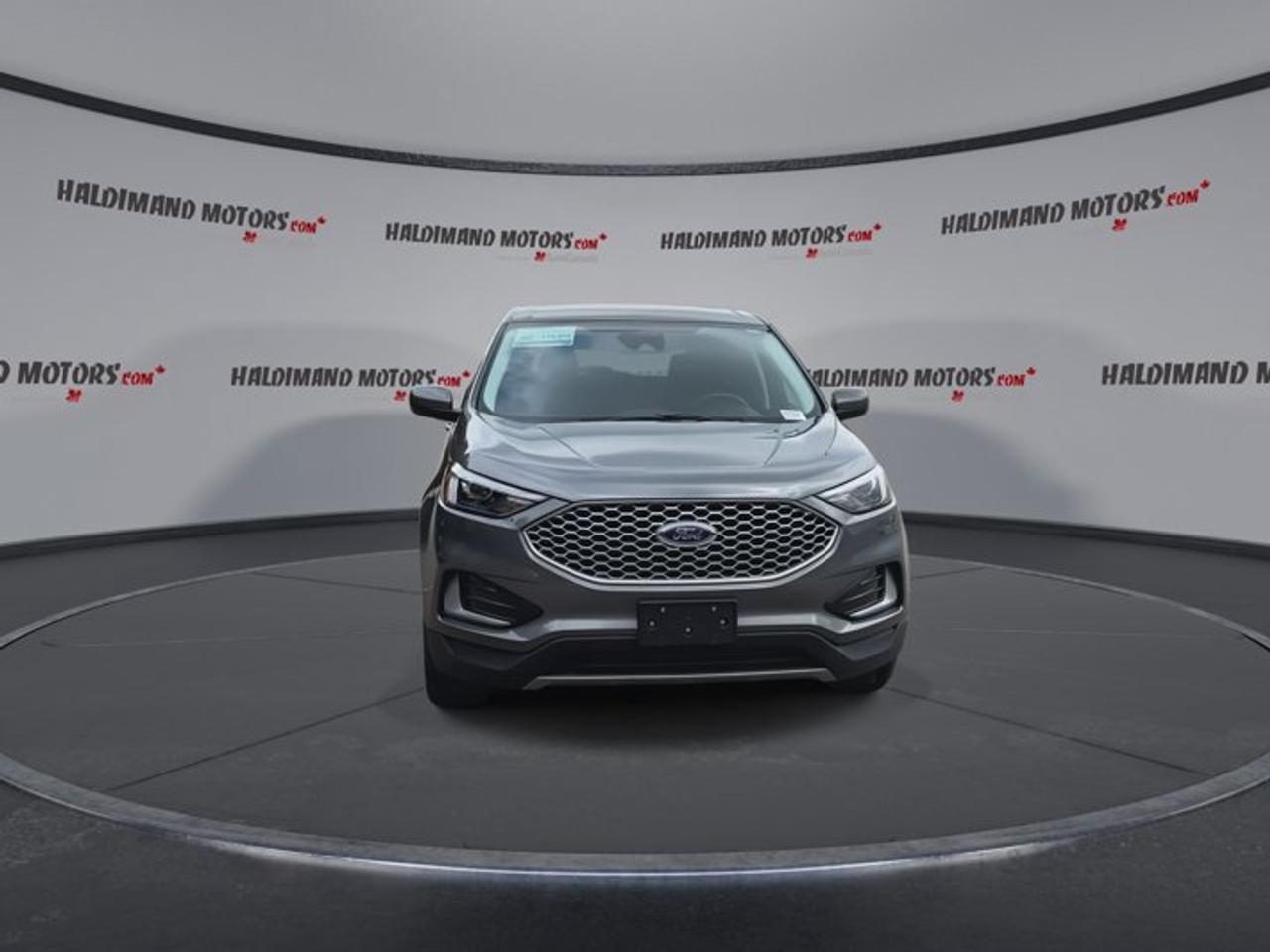 2024 Ford Edge SEL AWD | No Accidents Photo2
