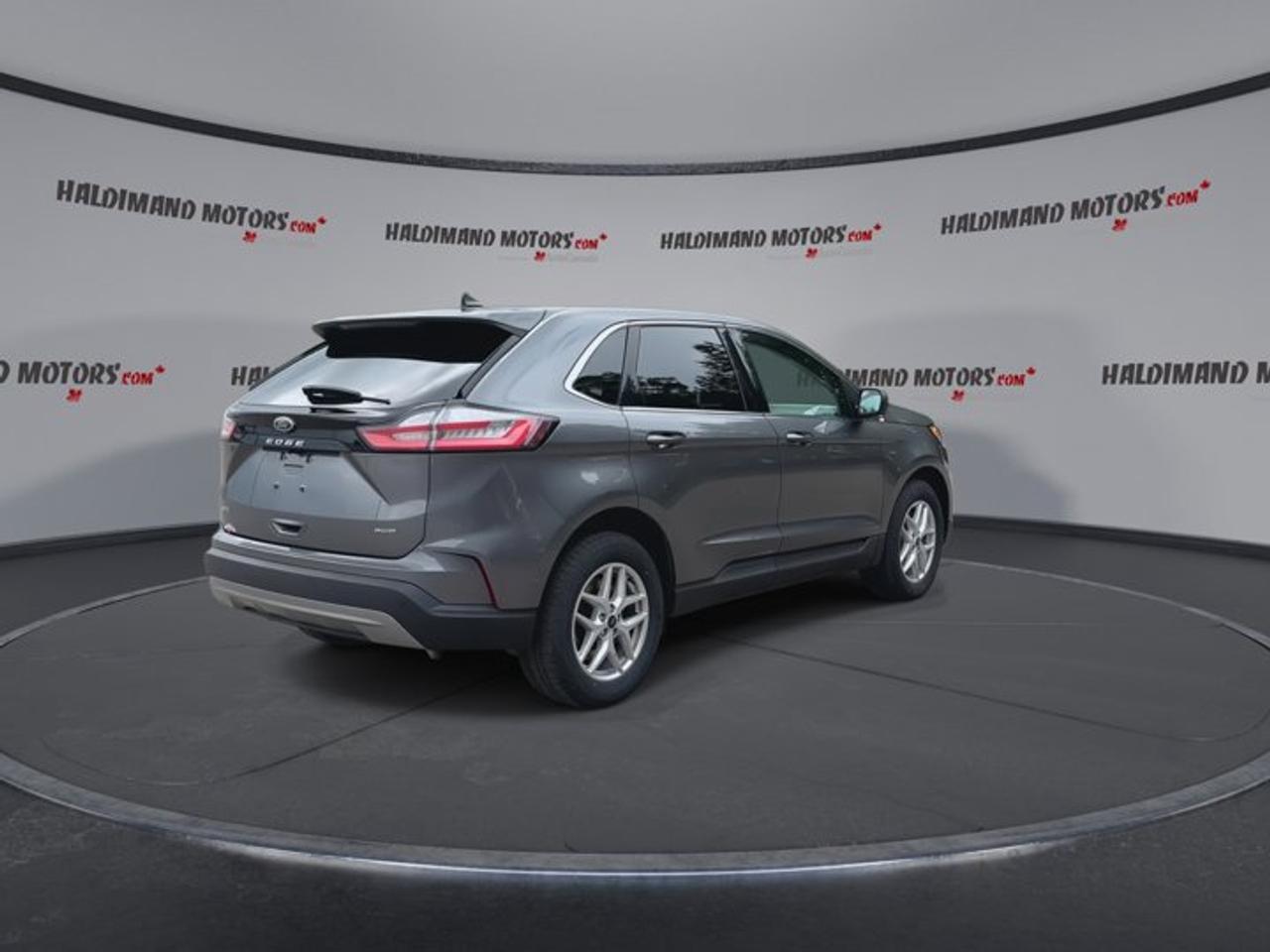2024 Ford Edge SEL AWD | No Accidents Photo