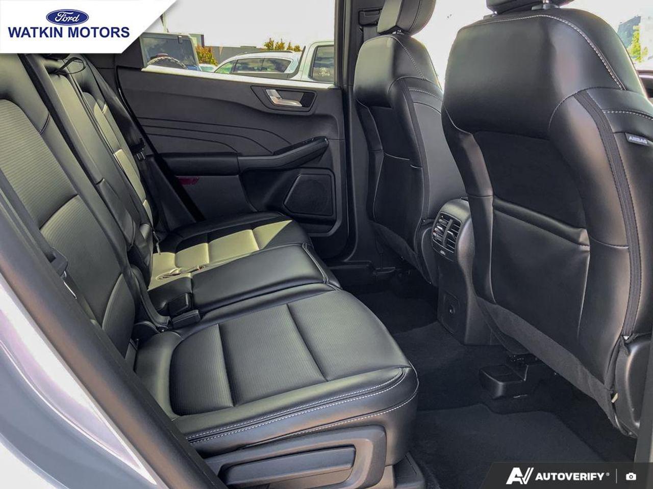 2025 Ford Escape Platinum AWD Photo25