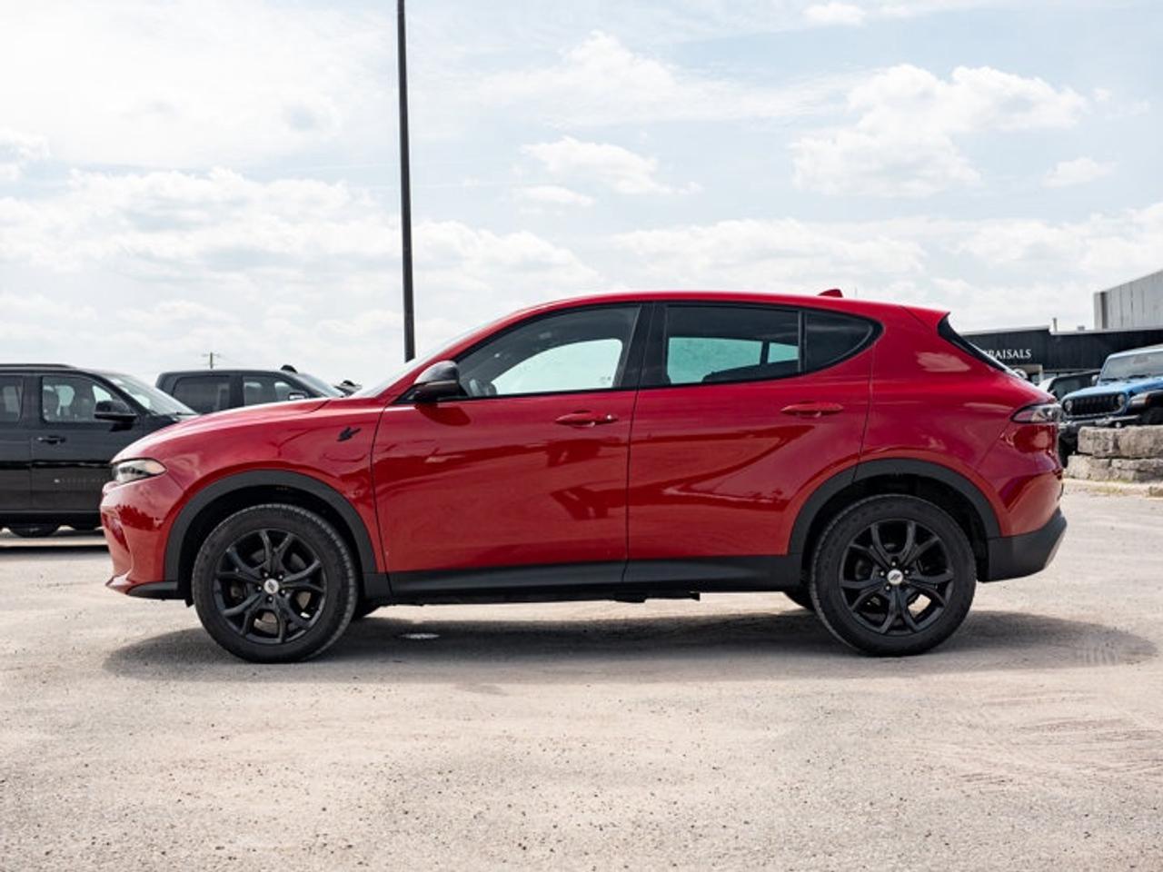 2023 Dodge Hornet GT Photo4