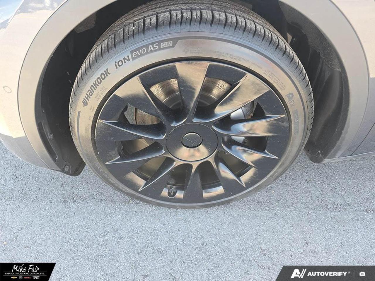 2022 Tesla Model Y Long Range AWD Photo