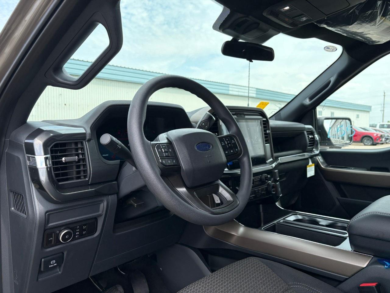 2026 Ford F-150 STX 4WD SuperCrew 5.5' Box Photo