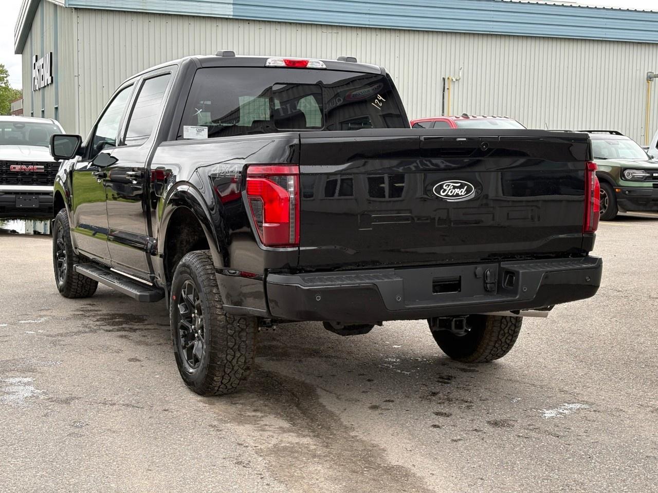 2026 Ford F-150 XLT 4WD SuperCrew 5.5' Box Photo