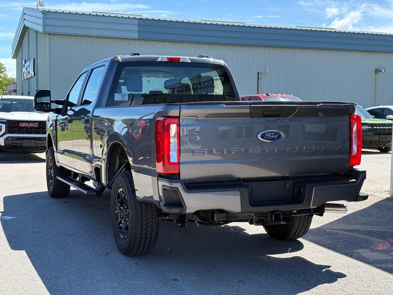 2026 Ford F-250 Super Duty SRW XL 4WD Crew Cab 6.75' Box Photo